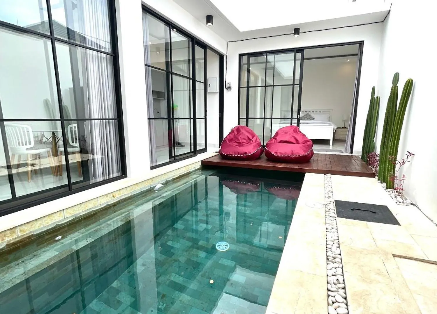 Villa Dayana Seminyak   Seminyak (Bali)